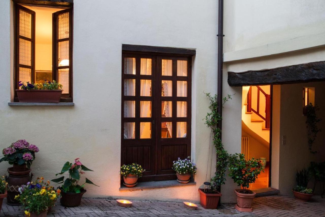 Villa Casa Flora Spello Esterno foto