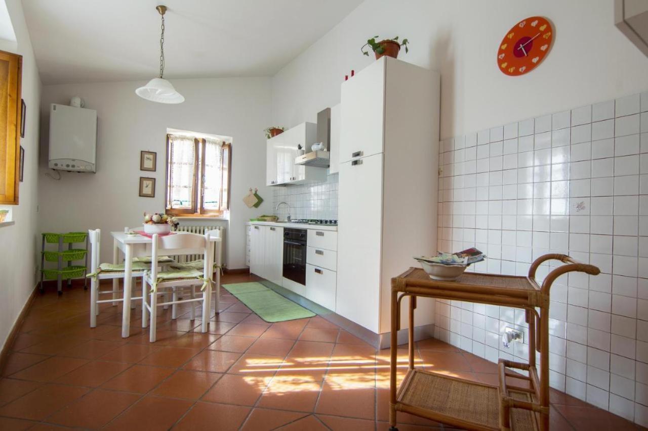Villa Casa Flora Spello Esterno foto